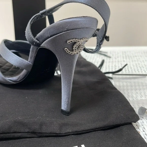 CHANEL embellished blue-grey satin heals sandals size 37 NEW - Picture 9 of 10